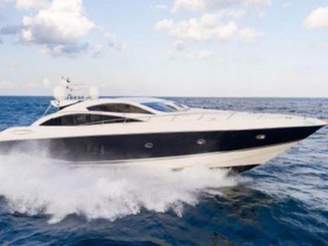 82 SUNSEEKER - 2006 SUNSEEKER 82' Predator 82