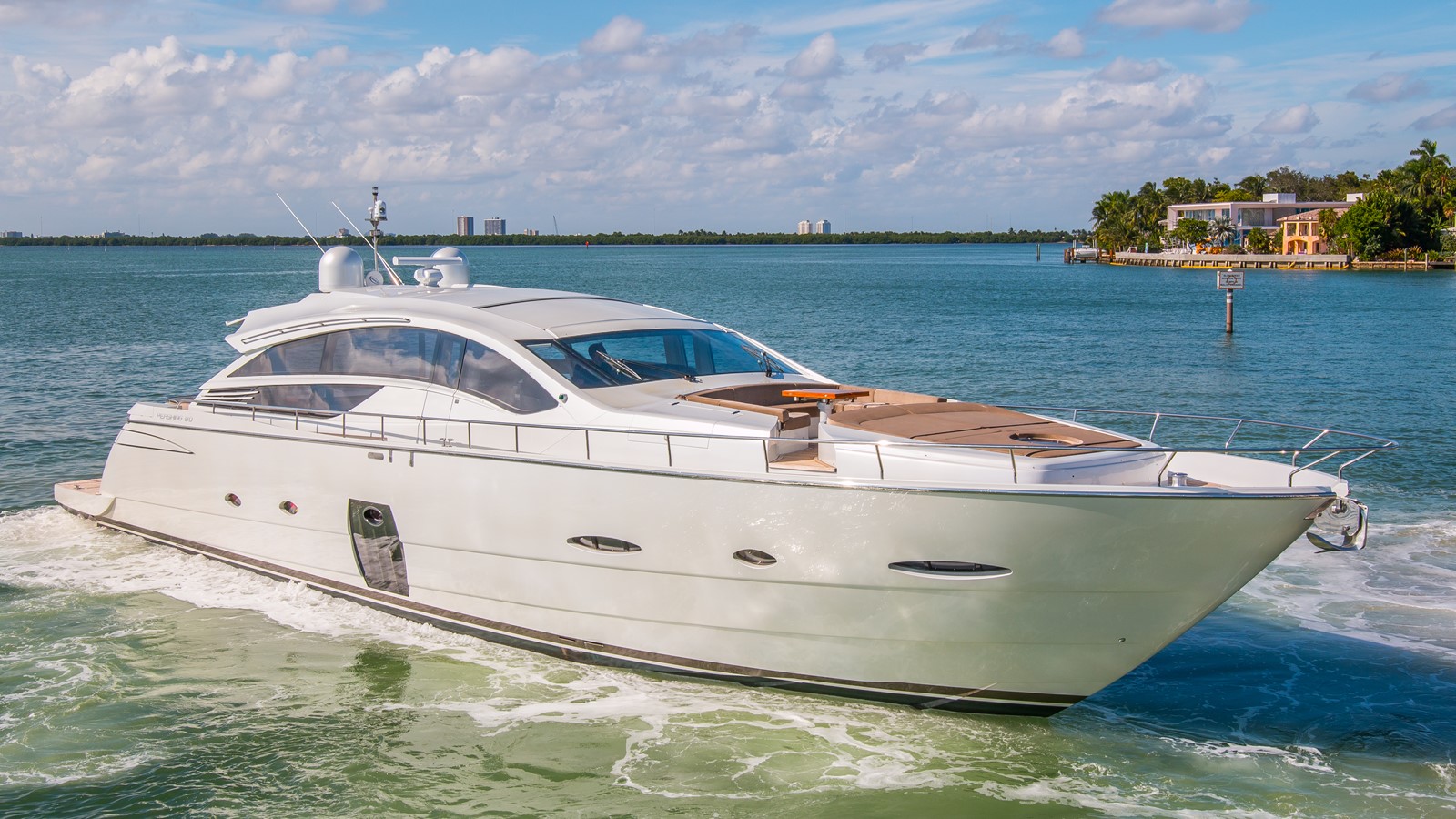 PRESS BUY - 2012 PERSHING 80' 5