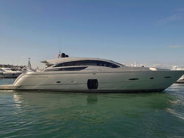 NOMAD - 2008 PERSHING 80' 5