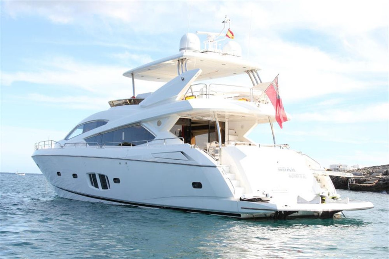 Noah White - 2010 SUNSEEKER 80' 2