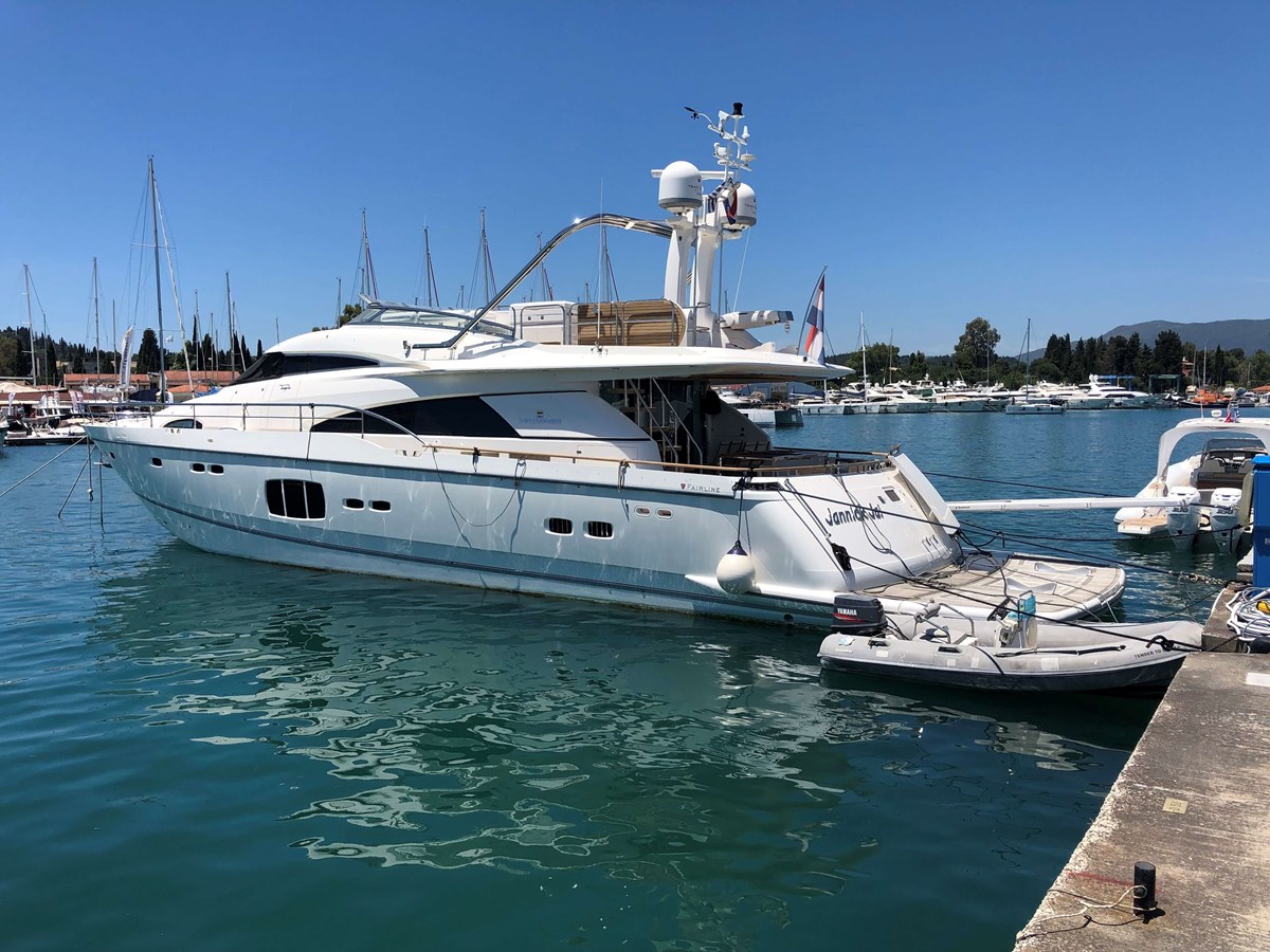 Jannick Jal - 2010 FAIRLINE 80' 1