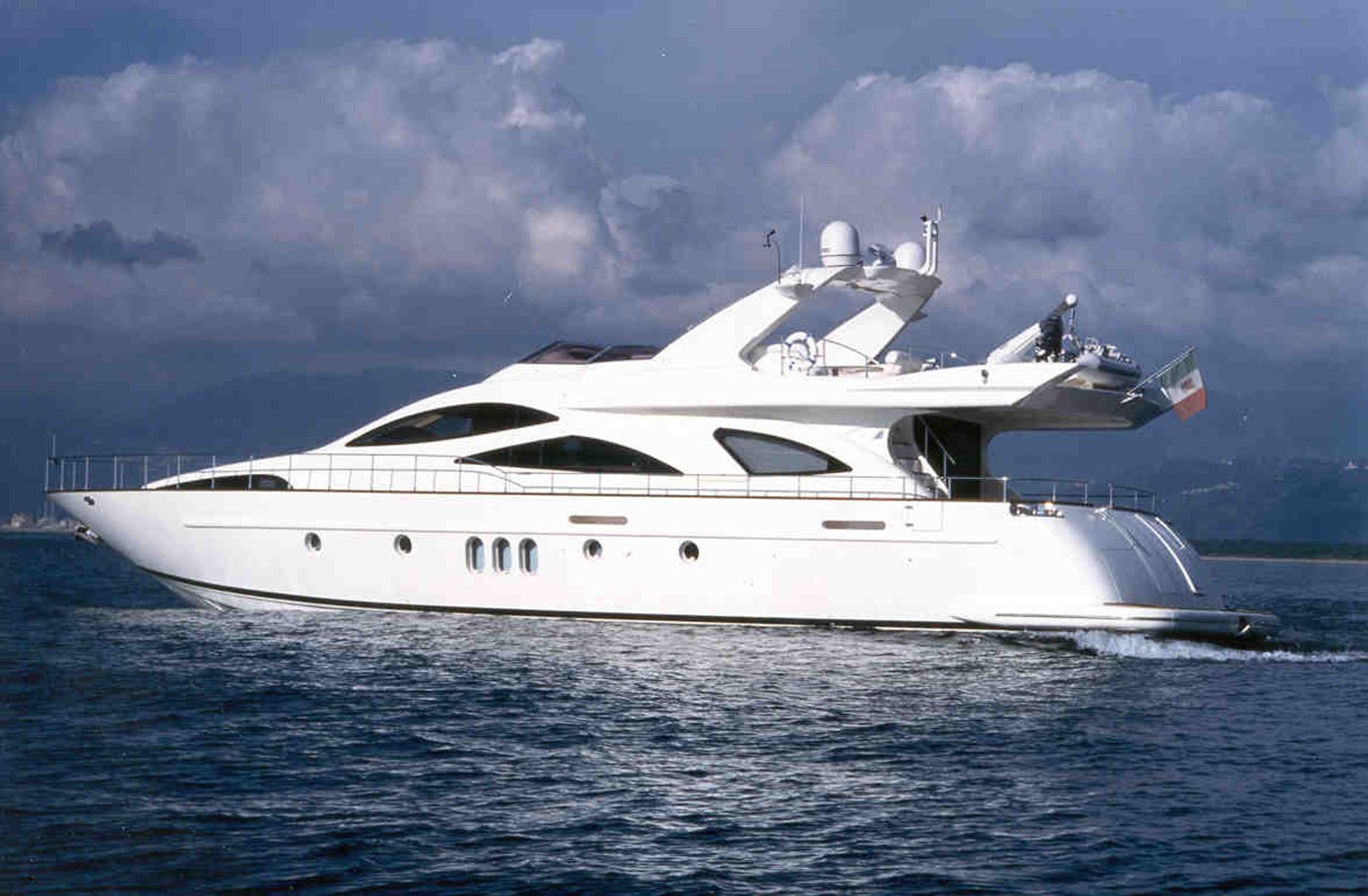 CIRCUS - 2003 AZIMUT YACHTS 80' Carat