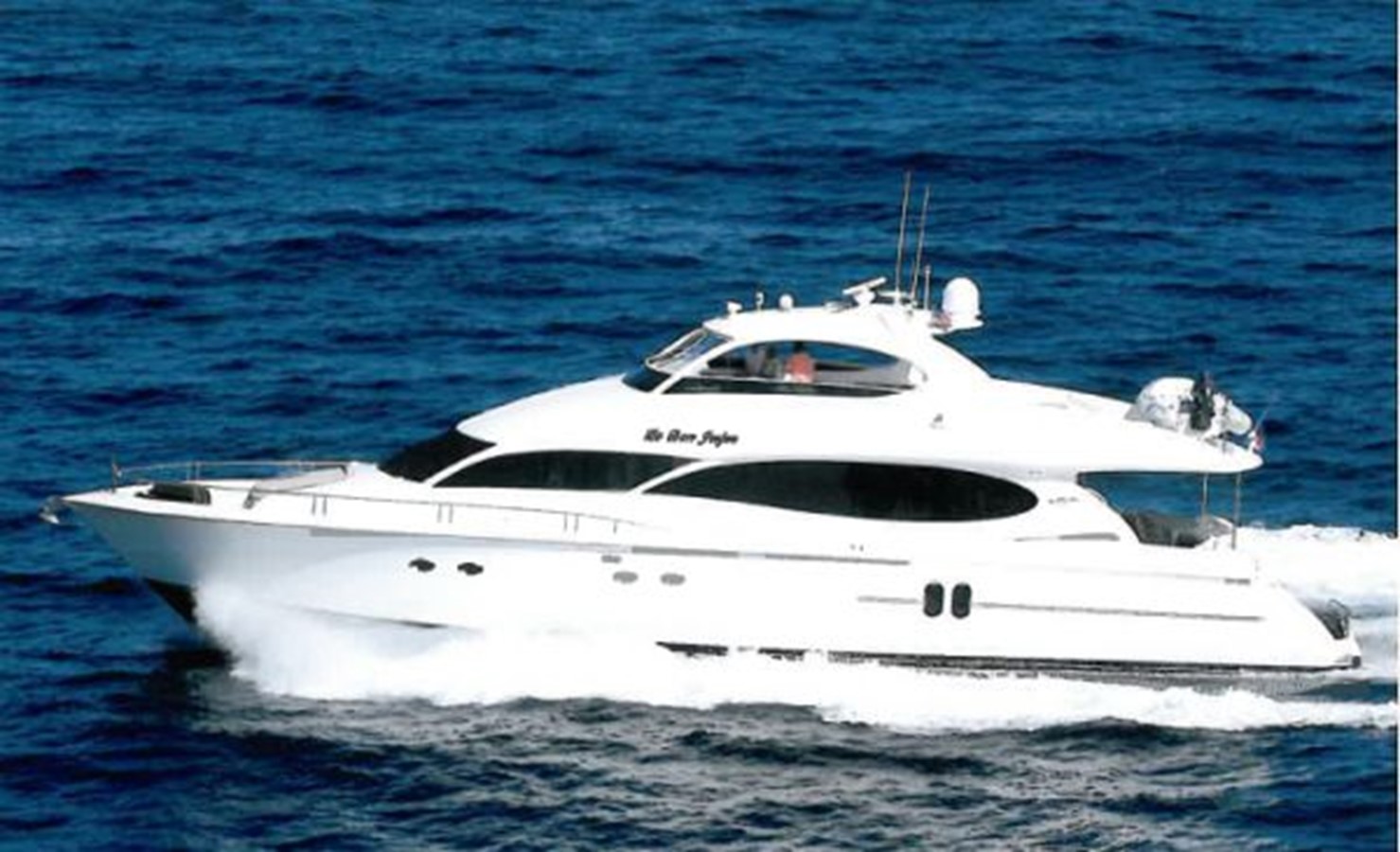 Le Bon Joujou - 2005 LAZZARA 80' OPEN FLYBRIDGE MO