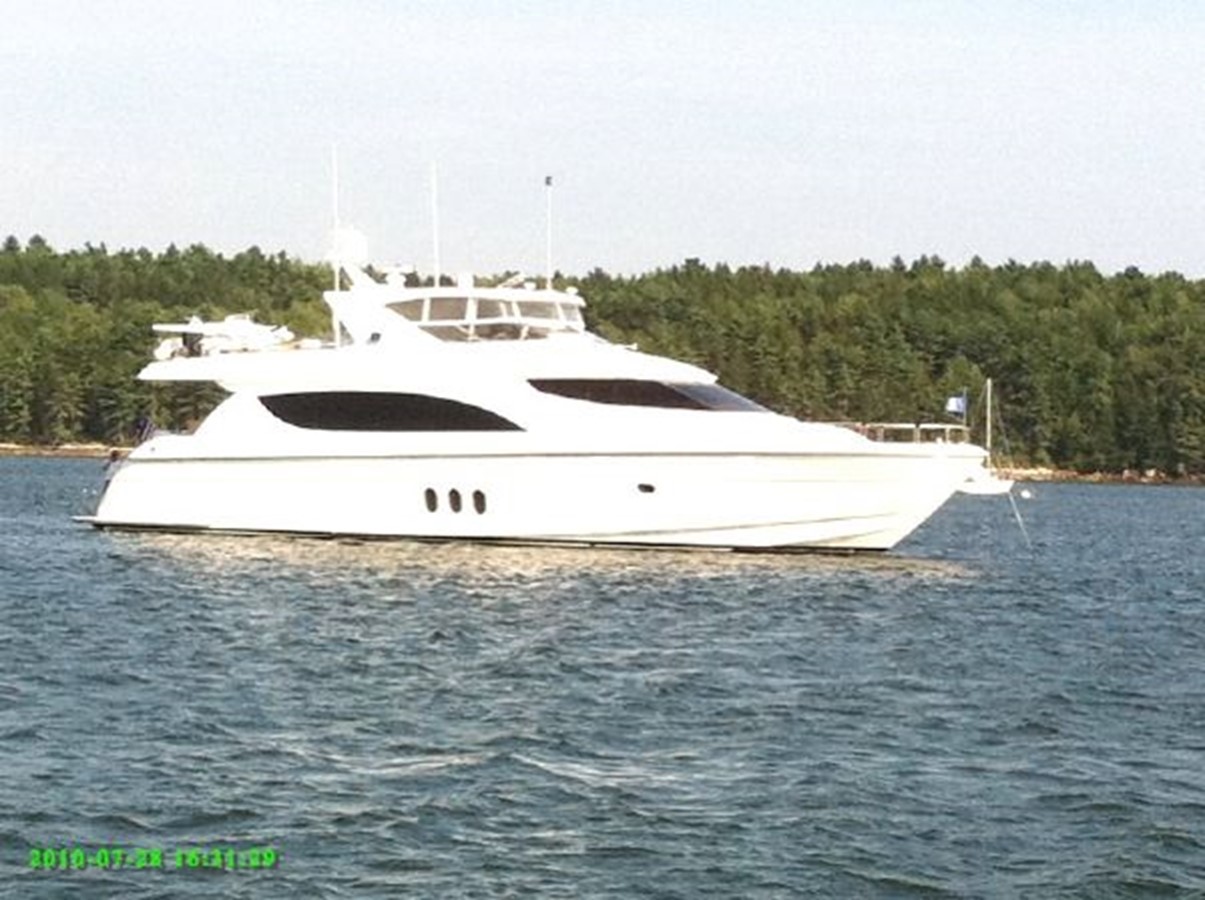 Fine Print - 2007 HATTERAS 80'