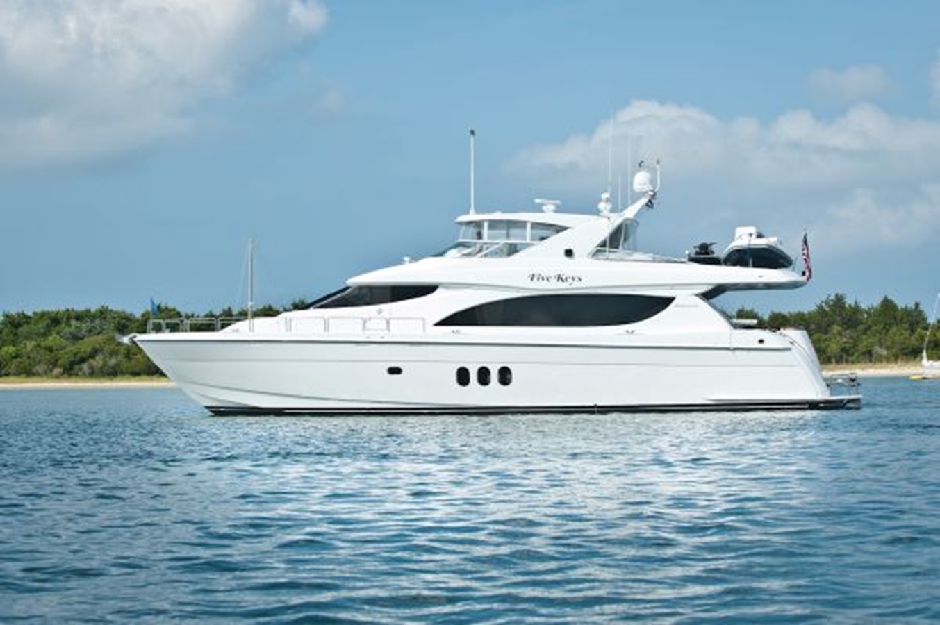 Five Keys - 2006 HATTERAS 80' Motor Yacht