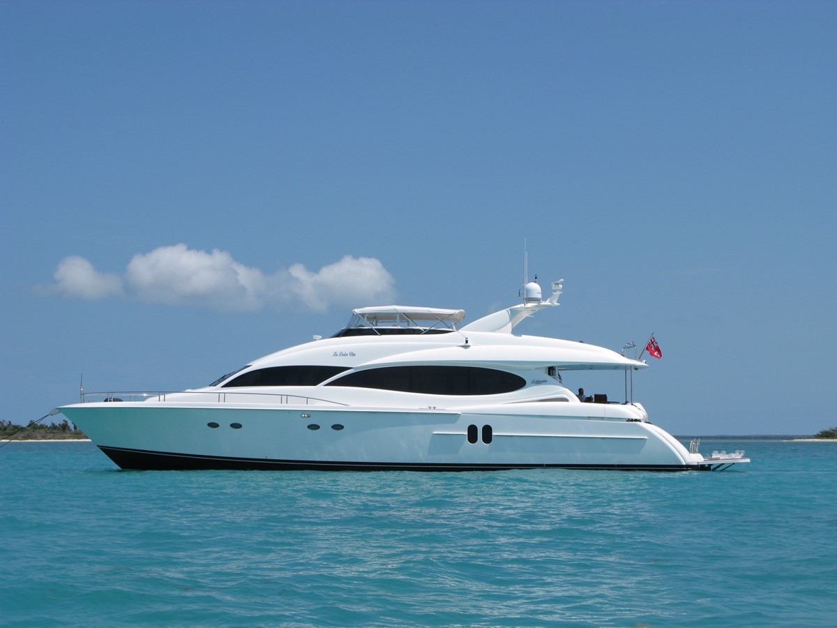 CRISTOBAL - 2004 LAZZARA 80' Motor Yacht