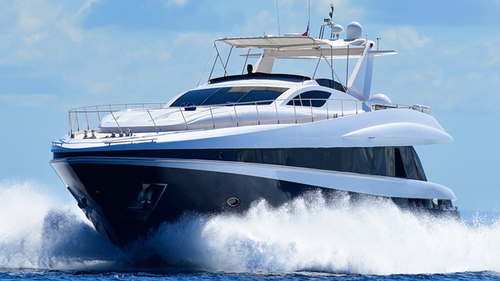 Solange II - 2005 RODRIQUEZ YACHTS 80' 80 WIDEBODY