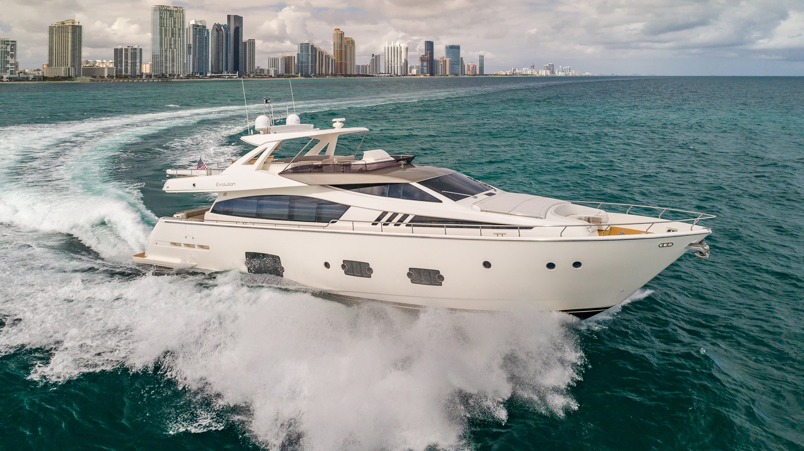 EVOLUTION - 2013 FERRETTI YACHTS 80'