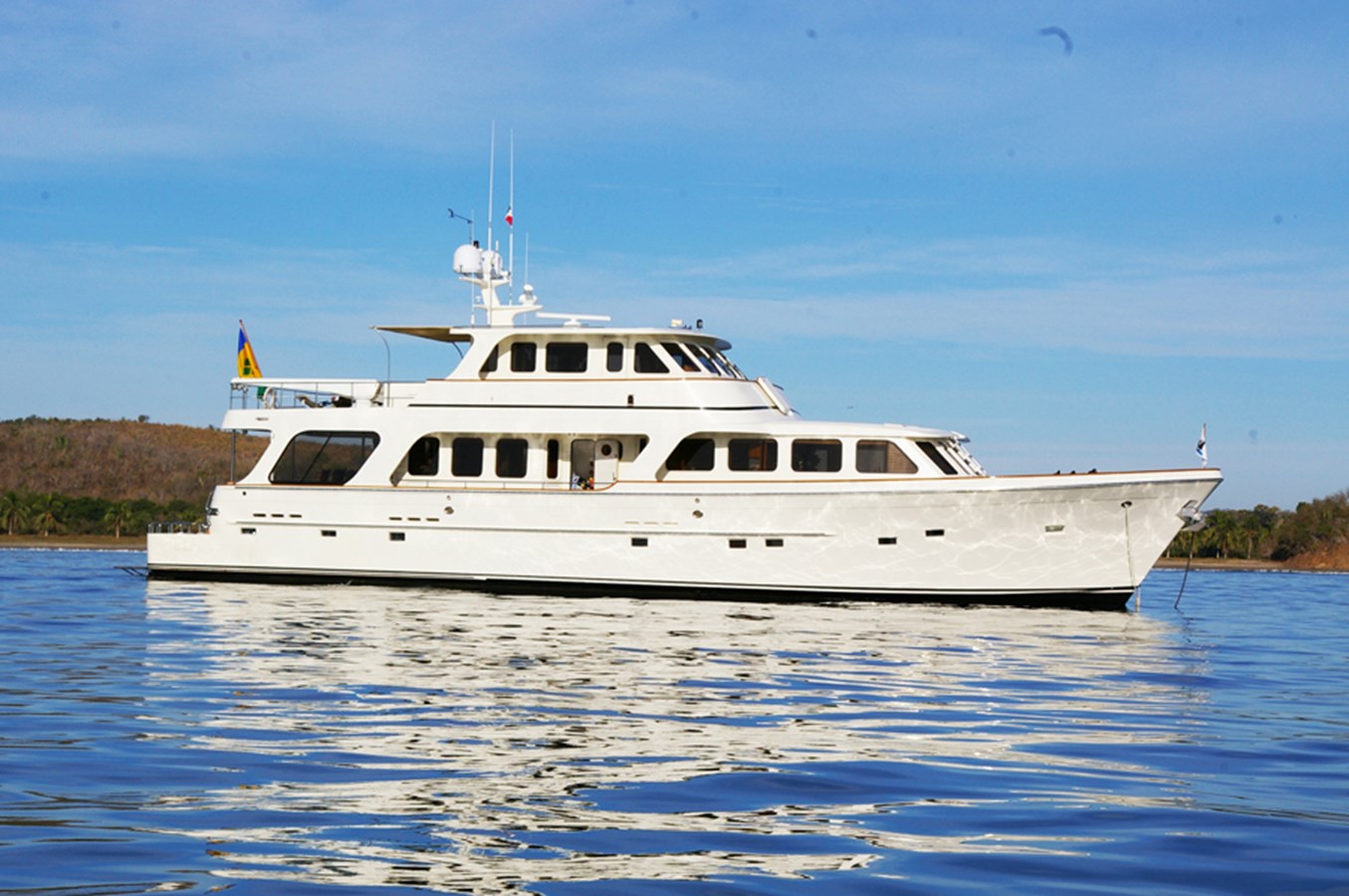 ANTARES - 2002 OFFSHORE YACHTS 80' Voyager