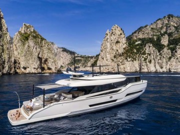 MOANNA I - 2018 ISA YACHTS 78' 9