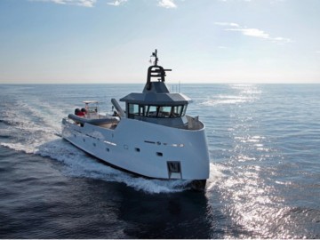 YXT ONE - 2014 LYNX YACHT BV 78' 9