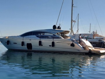 SDP - 2011 PERSHING 78' 9