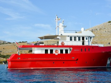 AKULA - 2006 CANTIERE NAVALI DI PESARO 78' 8