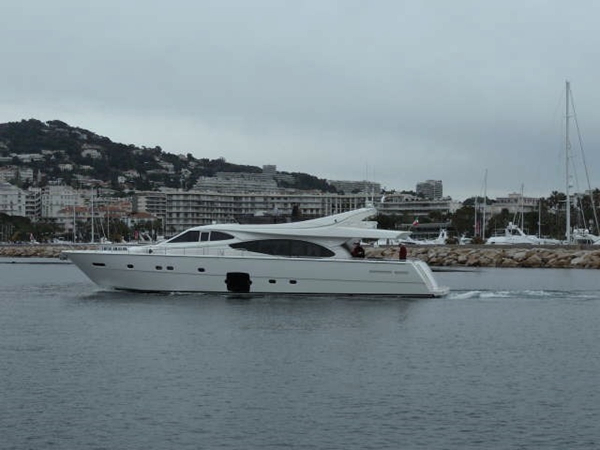 780 Ferretti - 2008 FERRETTI YACHTS 78' 780