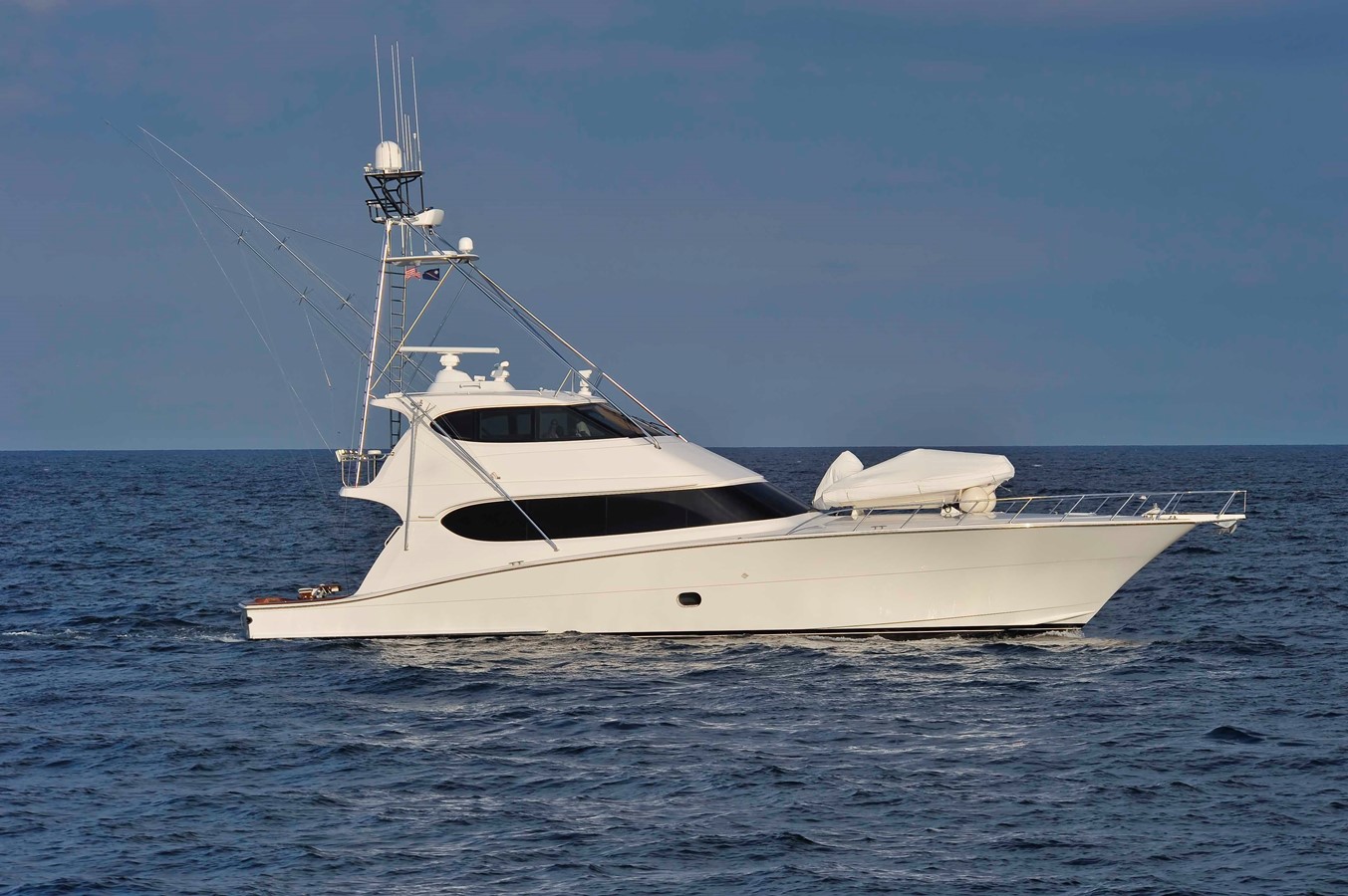 DOROTHEA II - 2007 HATTERAS 77' 2