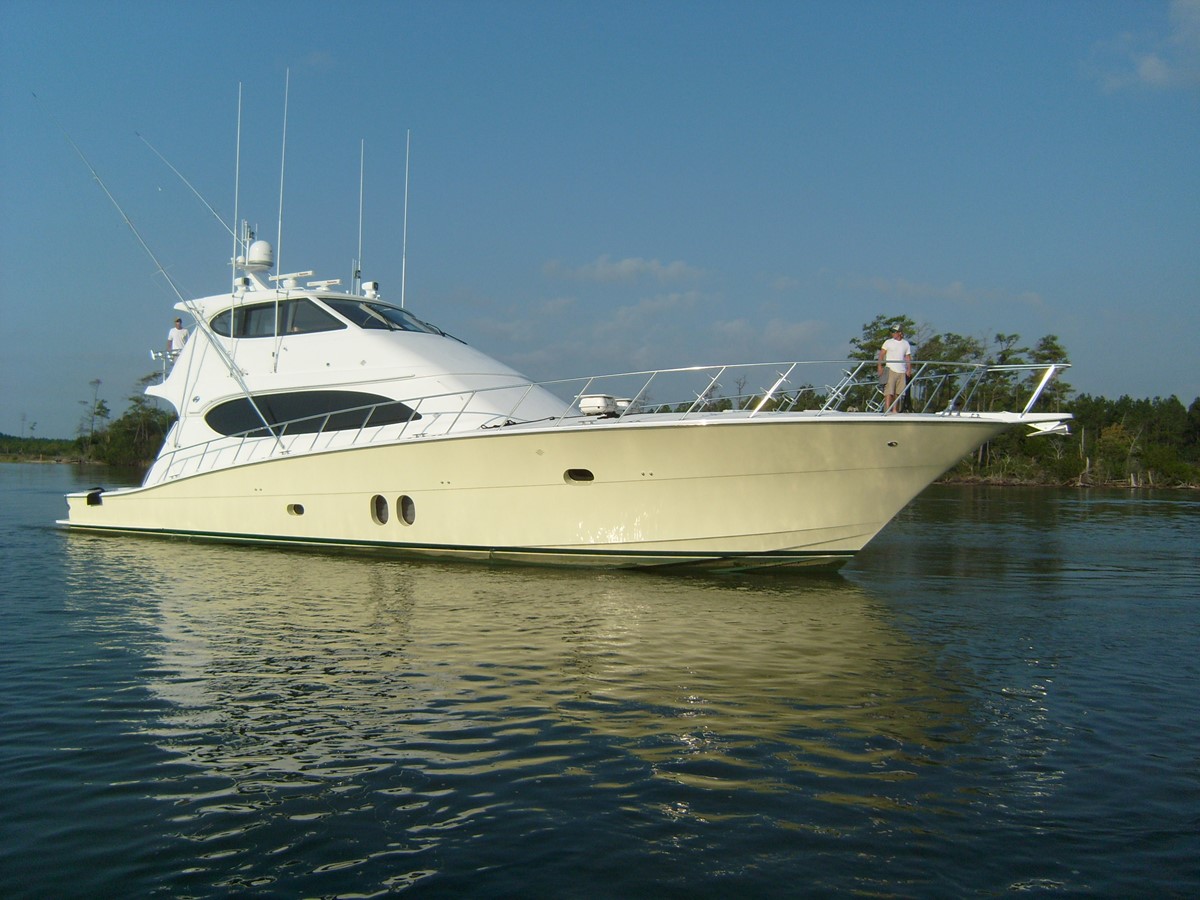 77 Hatteras - 2009 HATTERAS 77'