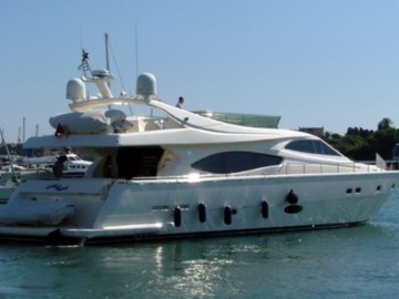 Easy Going - 2004 FERRETTI YACHTS 77' Ferretti 760