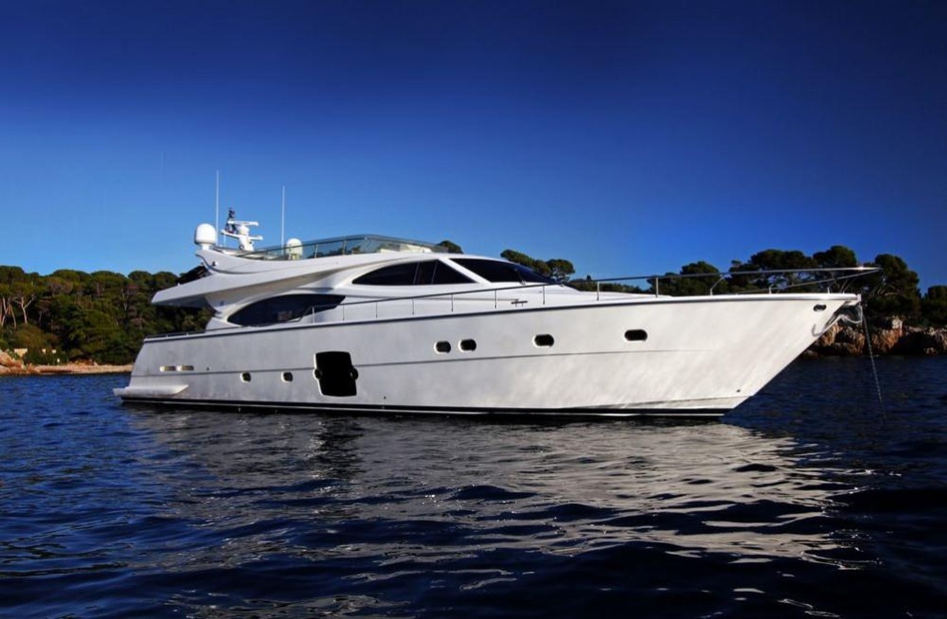 Ferretti 761 - 2005 FERRETTI YACHTS 76' 10