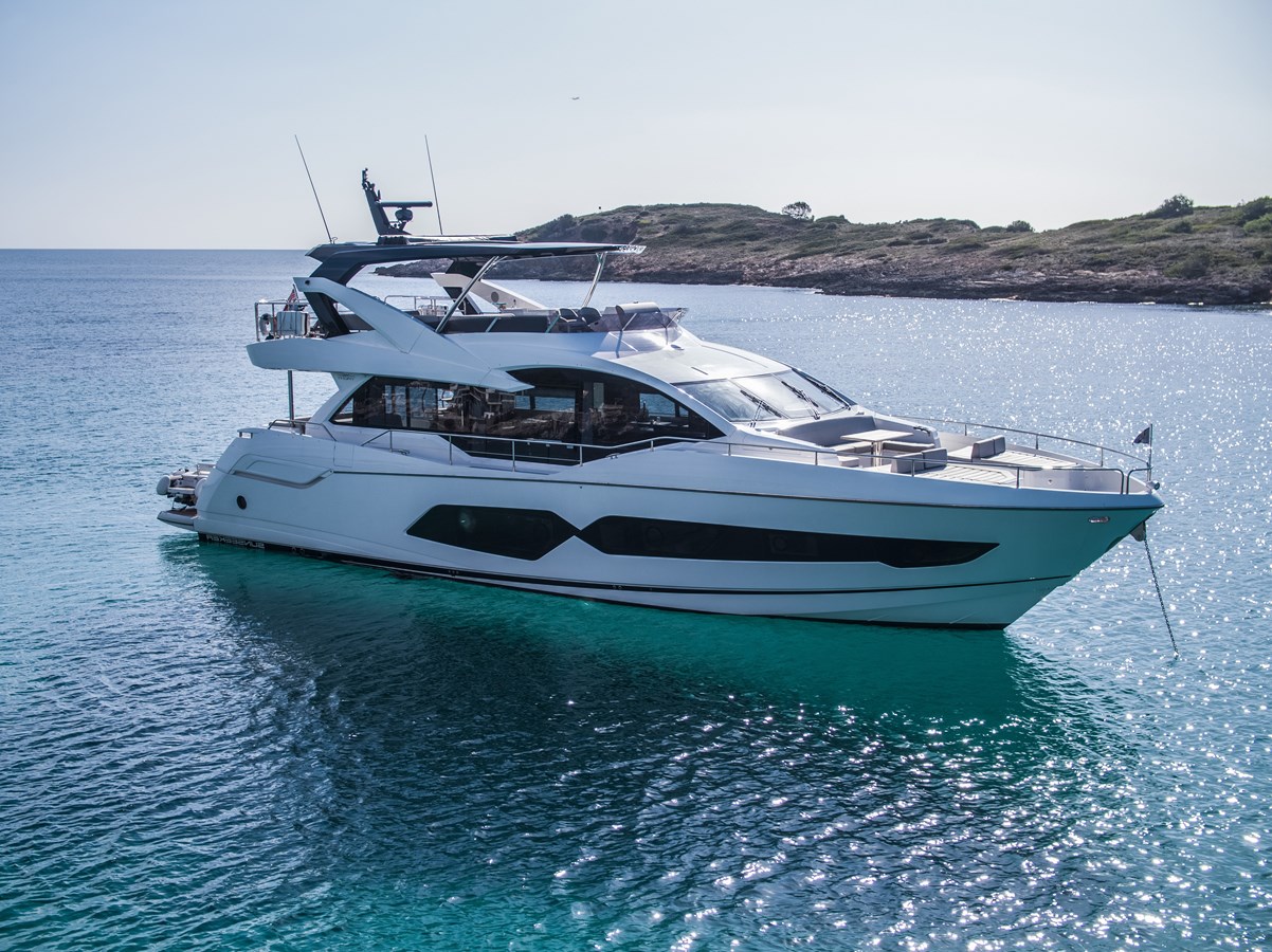 MOONLIGHT - 2021 SUNSEEKER 76' 76