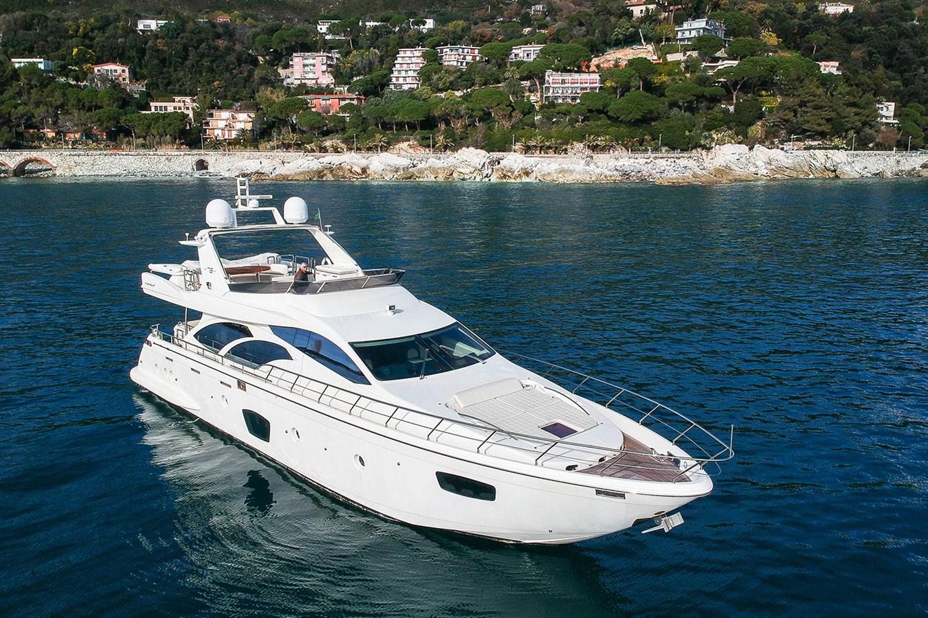 Amethyst - 2009 AZIMUT YACHTS 75' 4