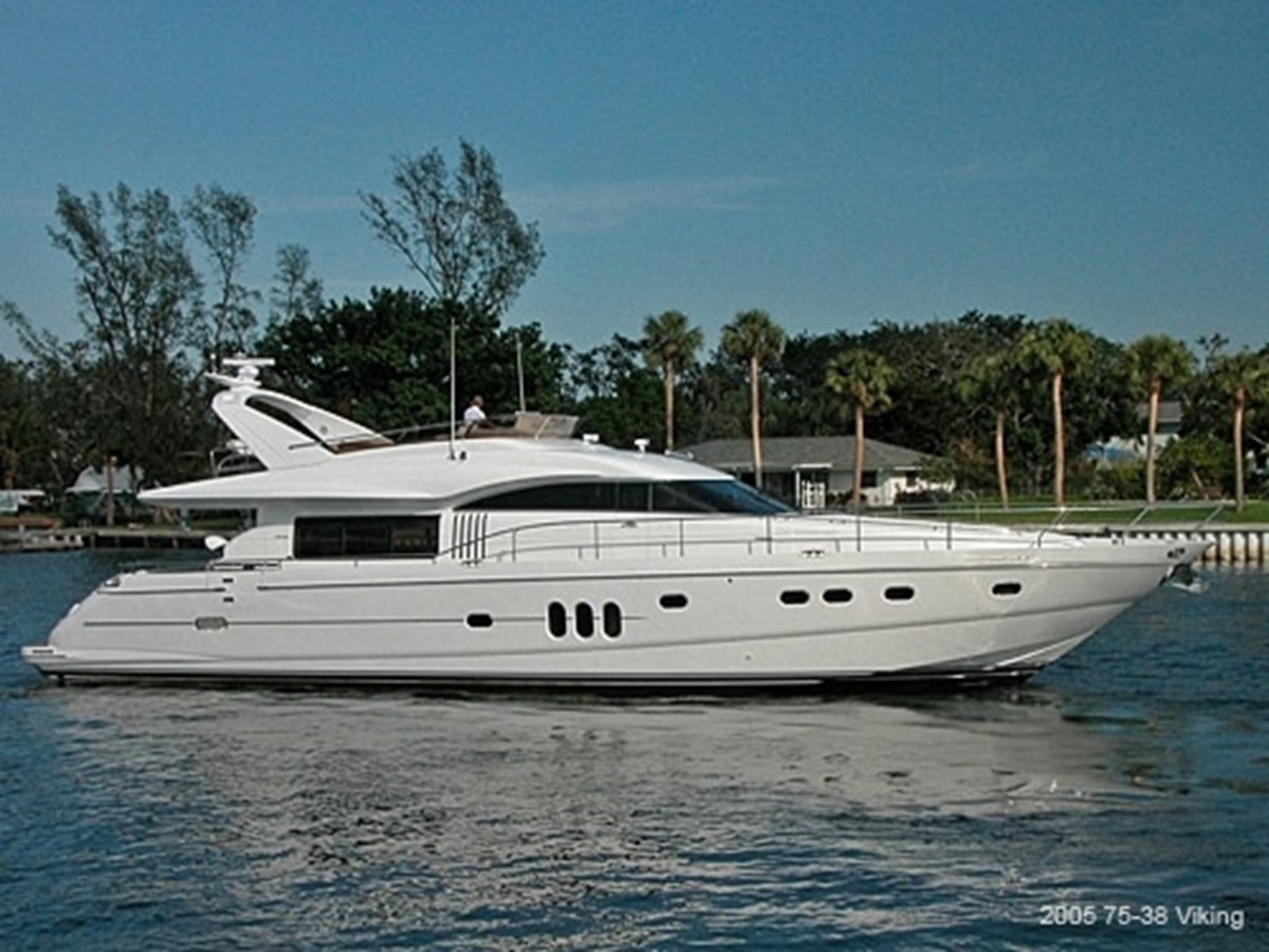 Viking Sport Cruisers Motor Yacht (75-038) - 2005 