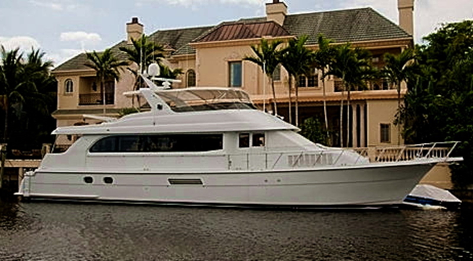 MIZ DORIS II - 2000 HATTERAS 75' Cockpit MY