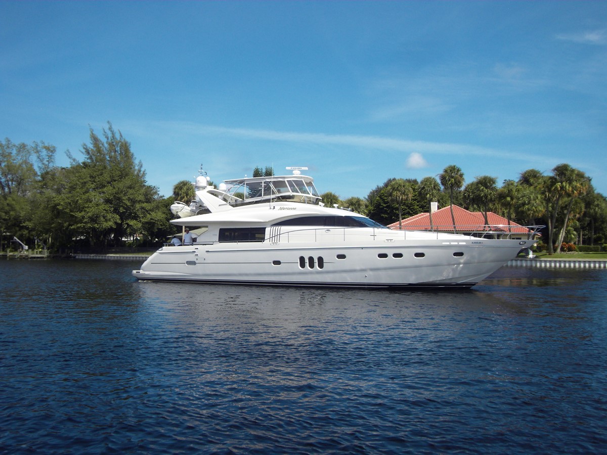 Marianne - 2004 VIKING SPORT CRUISERS 75' Sport Cr