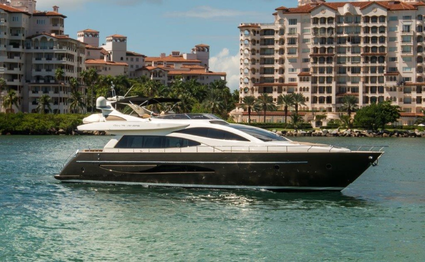 Element TA - 2009 RIVA 75' Venere