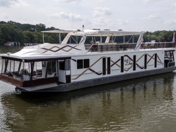 SWEET DREAMS - 2007 LAKEVIEW YACHTS 75' 18' x 75' Houseboat