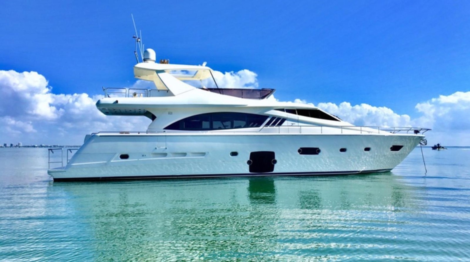 DR. NO - 2011 FERRETTI YACHTS 75' 750