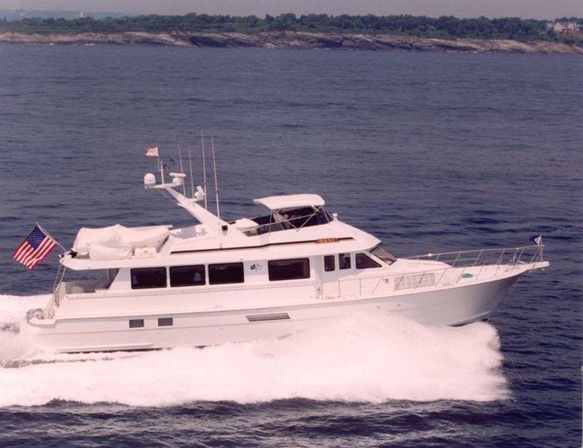 DANI - 2000 HATTERAS 75' Cockpit MY