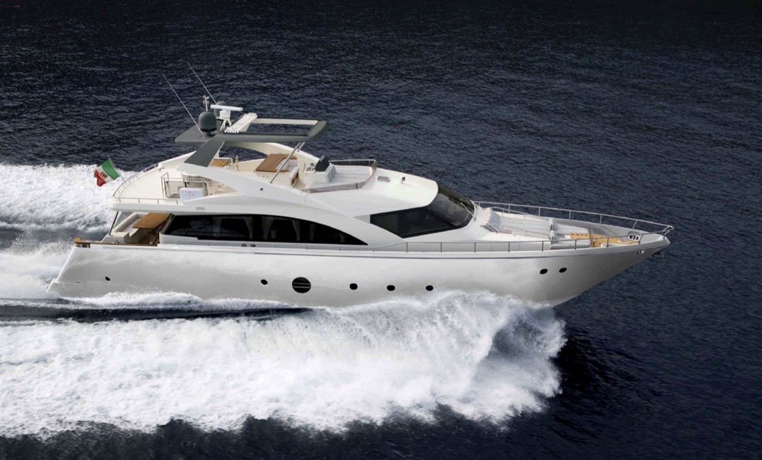 QUESTA E' VITA - 2007 AICON YACHTS 74' 5