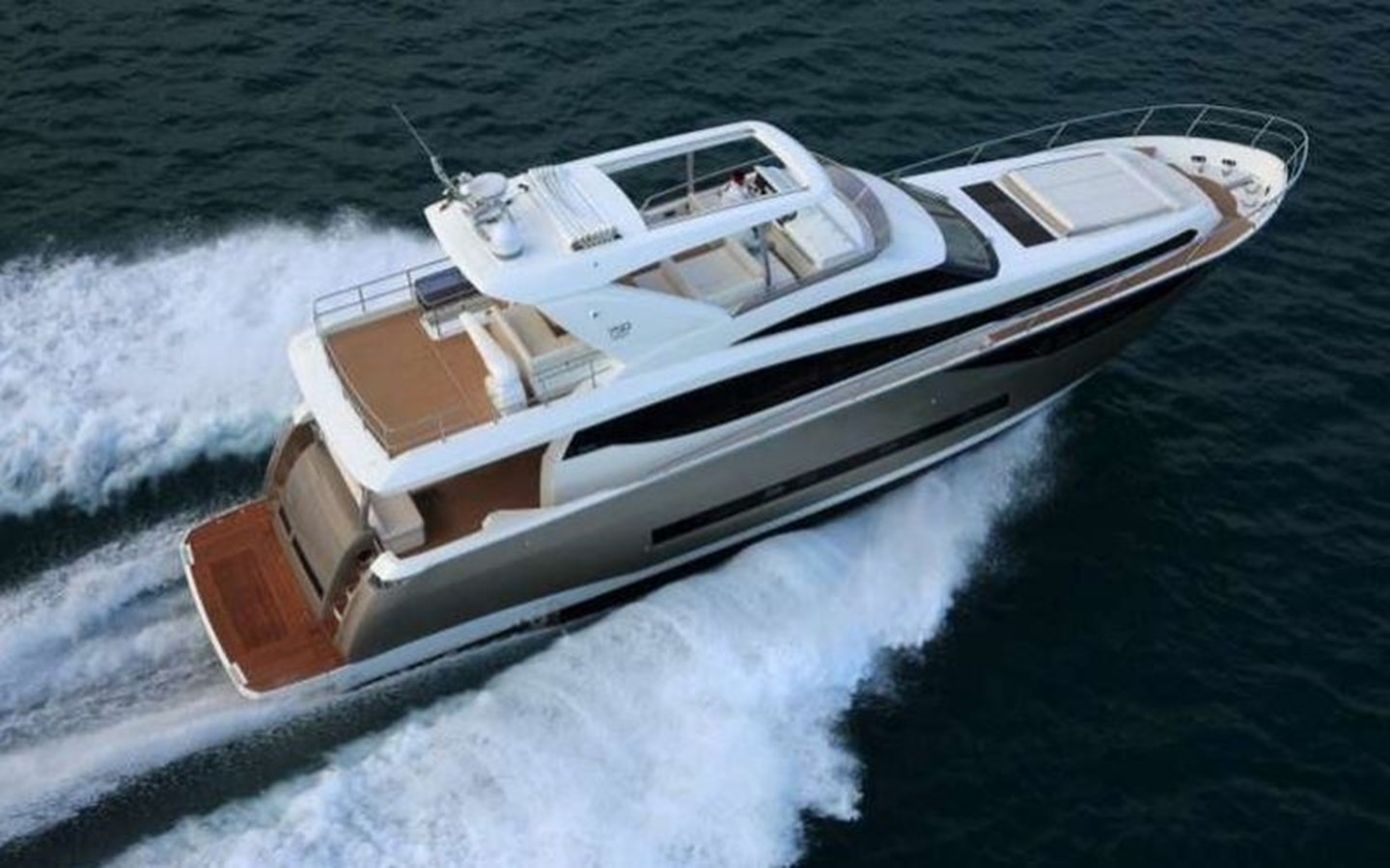 SIXTIES - 2016 PRESTIGE 74' 1