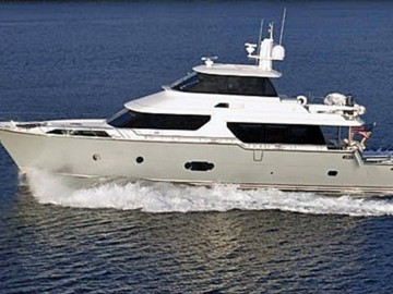 New and In Stock - 2010 HORIZON 74' Vision Skylounge