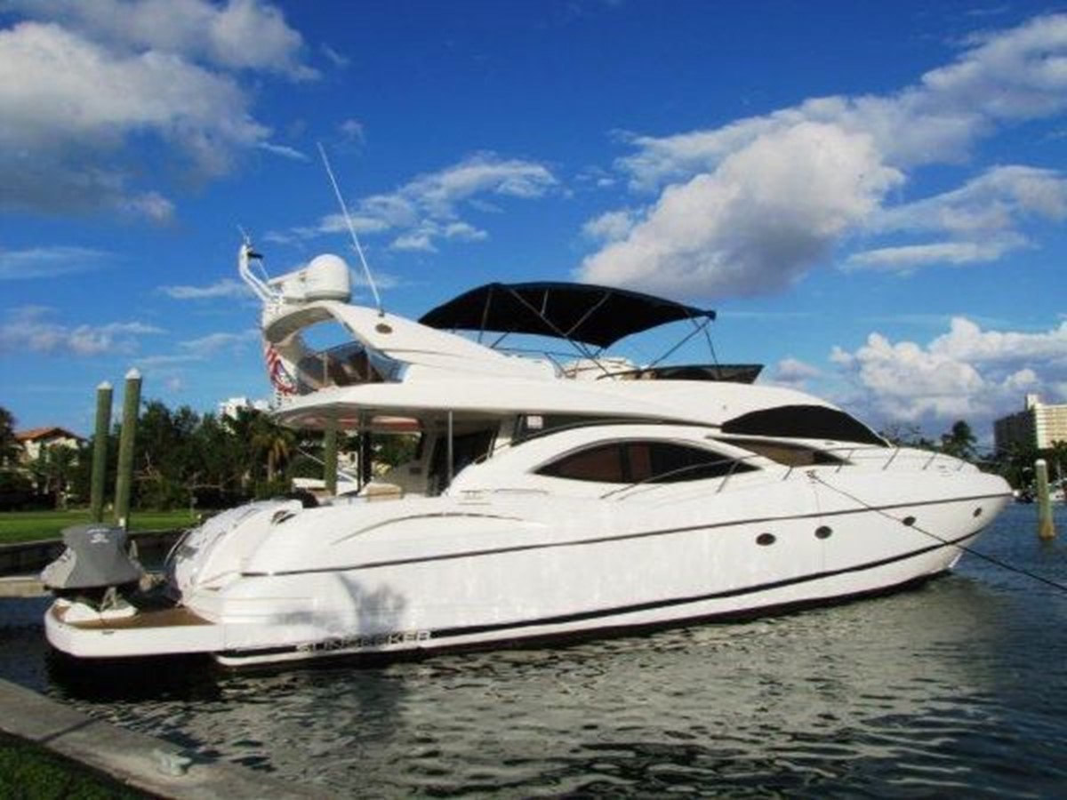 Angie - 2002 SUNSEEKER 74'