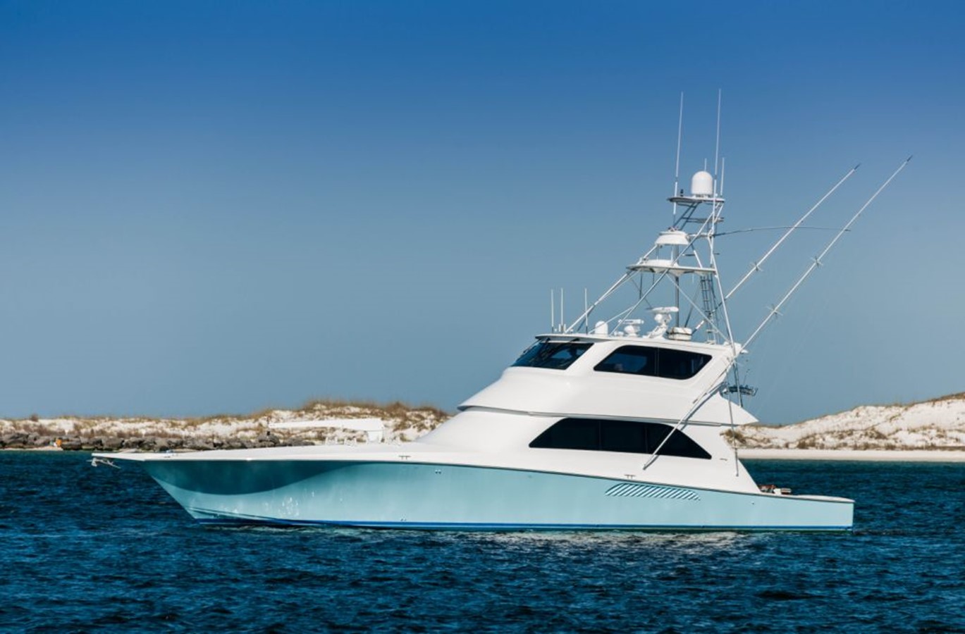 BIG PLAY - 2005 VIKING 74'