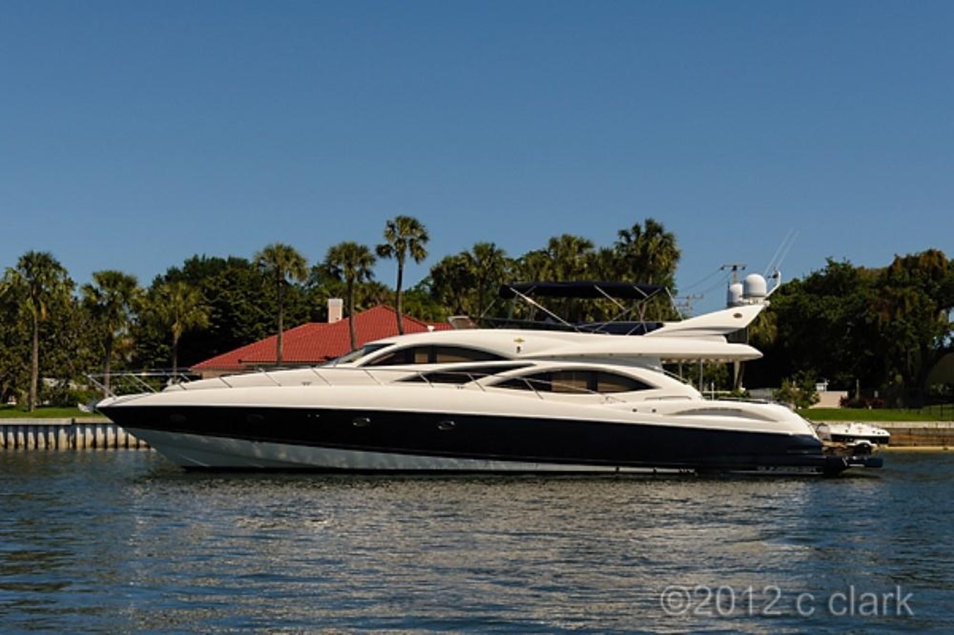 SUNSATION - 2001 SUNSEEKER 74' MANHATTAN