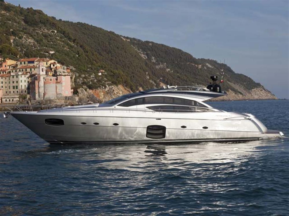 2013 Pershing 74 - 2012 PERSHING 74' 2013