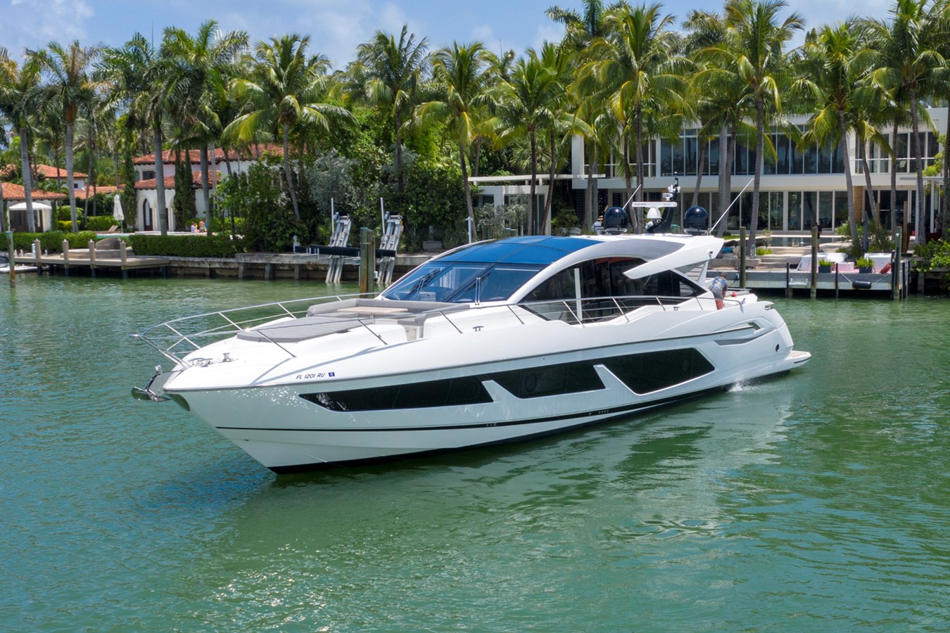 KL5 - 2018 SUNSEEKER 74' Predator 74