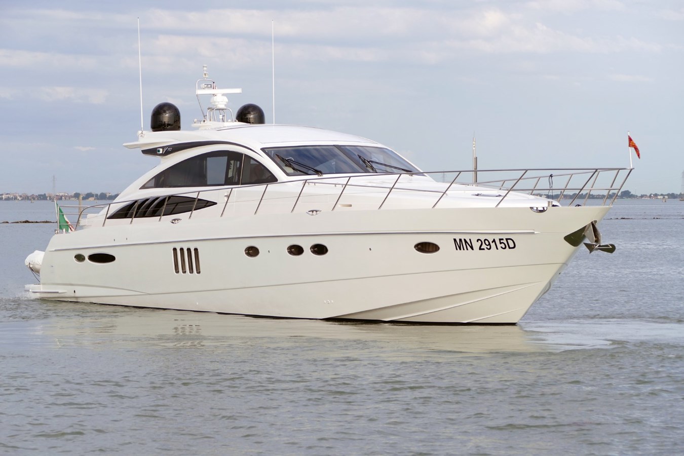 Din IV - 2006 PRINCESS YACHTS 73' 10