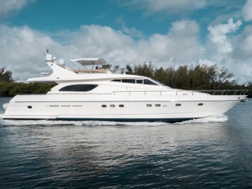WAR HORSE - 2000 FERRETTI YACHTS 73' 3