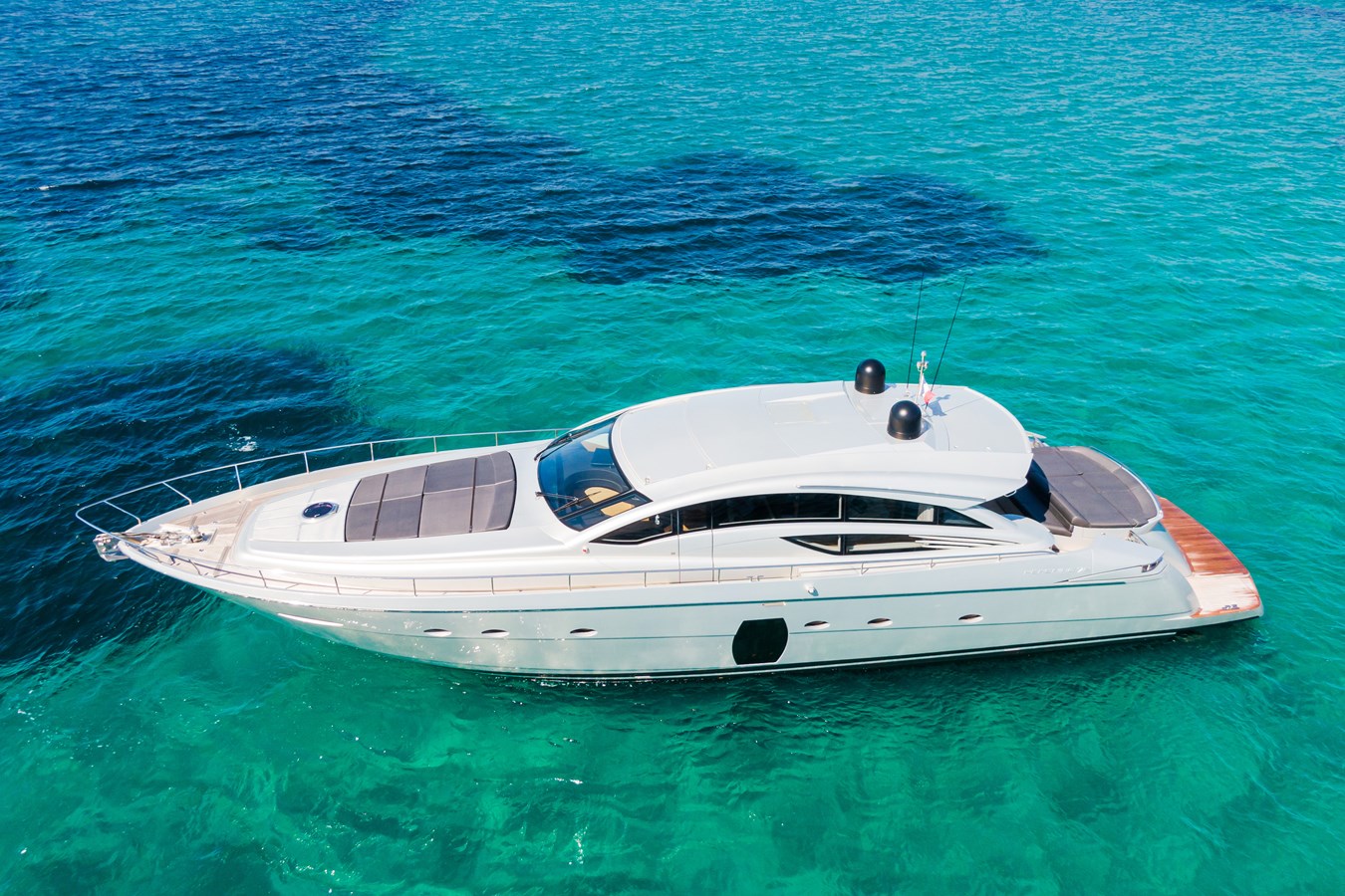 LOONEY - 2012 PERSHING 73' 1