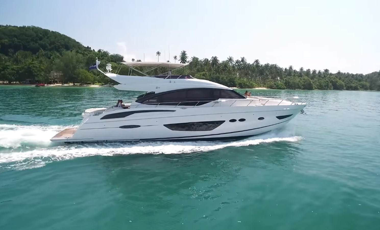 T/T JAZZ - 2014 PRINCESS YACHTS 72' 6