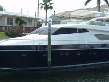 Lysandra - 2001 FERRETTI YACHTS 72' Ferretti 72