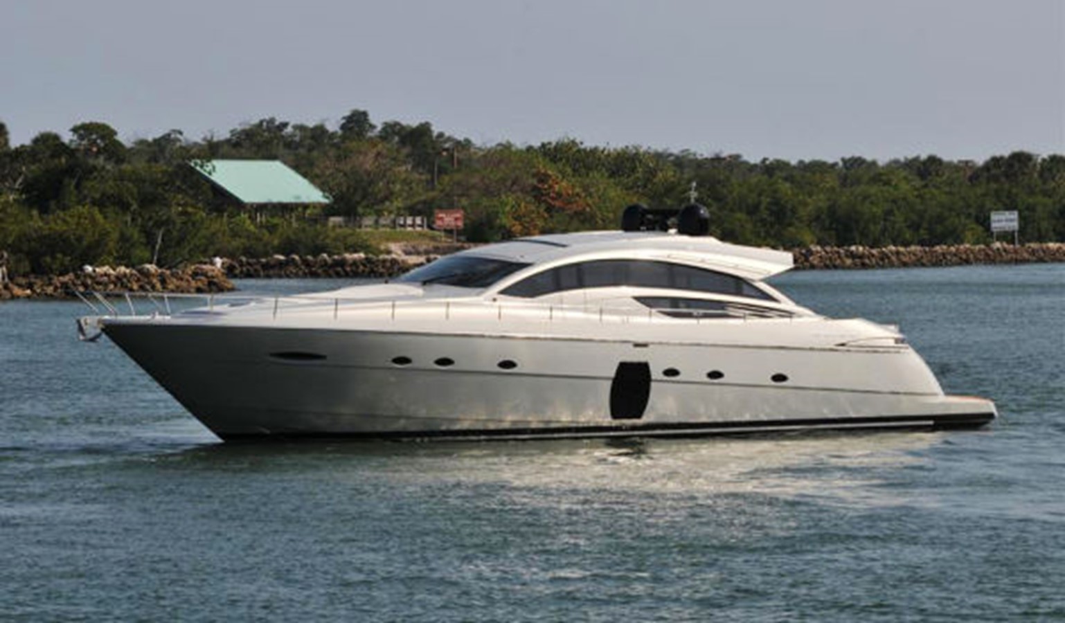 72 Pershing - 2008 PERSHING 72'