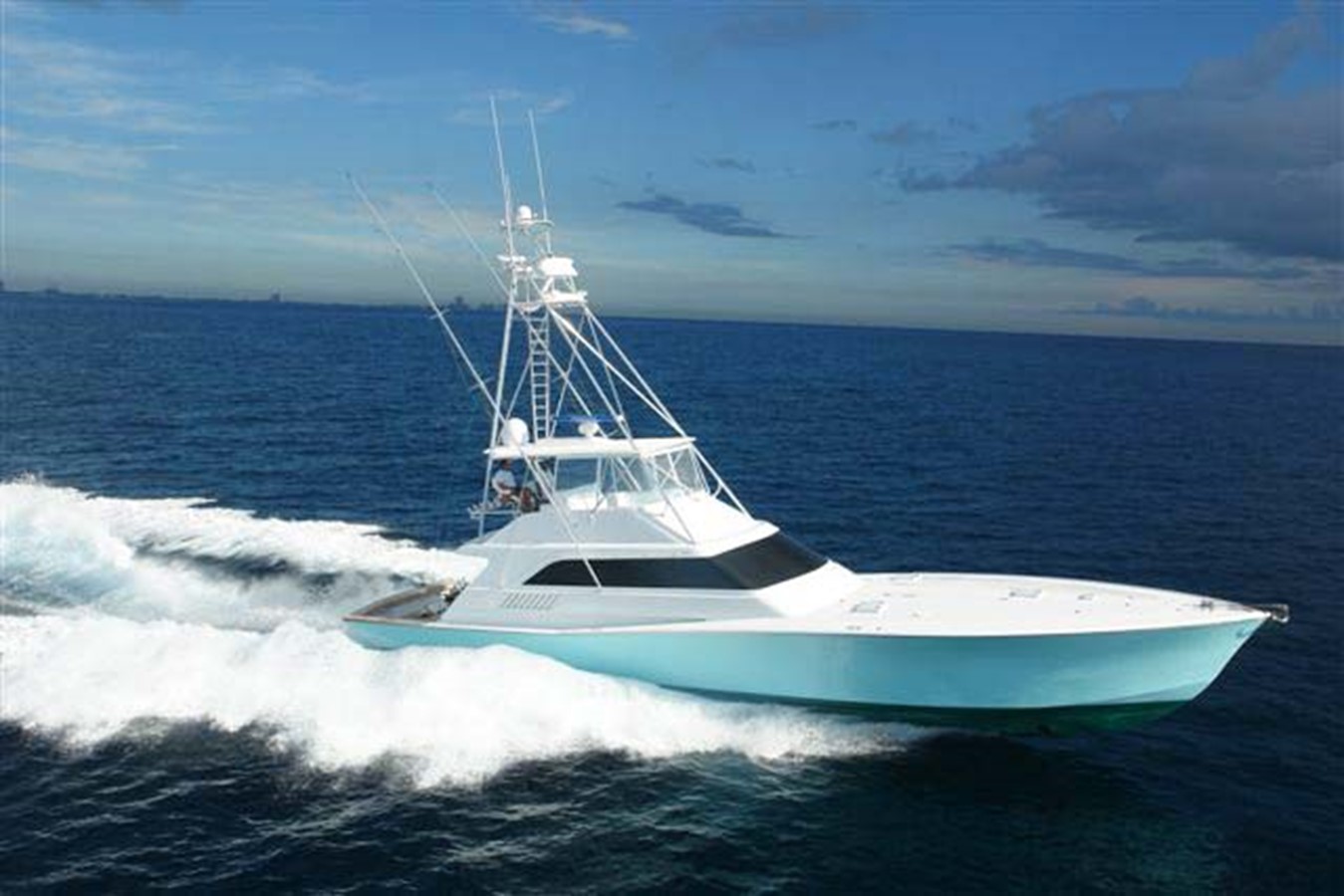 Alican - 2007 TRIBUTE 72' Custom Sportfish Convert