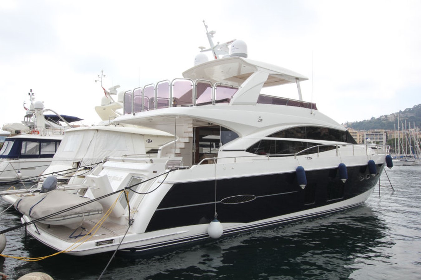 Carte Blanche III - 2012 PRINCESS YACHTS 72' 72