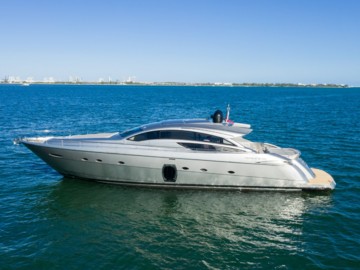 2009 72' Pershing - 2009 PERSHING 72'