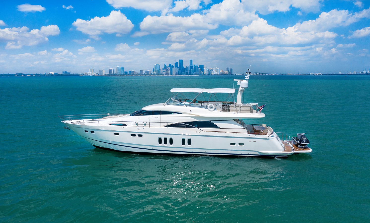 Maharani - 2007 FAIRLINE 74' Squadron