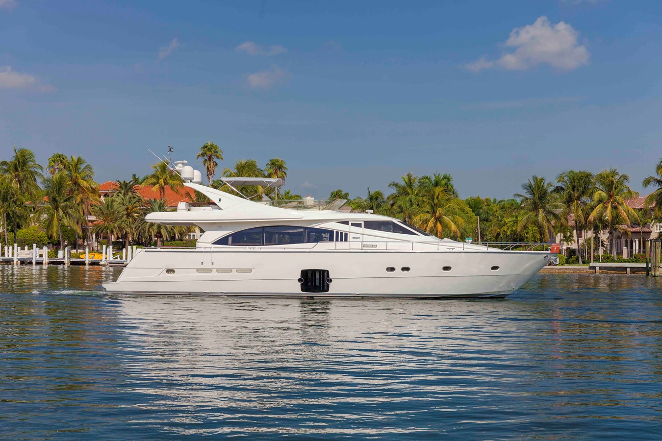 73 Ferretti - 2005 FERRETTI YACHTS 73'